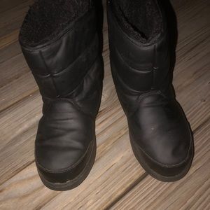 Khombu Black Snow Boots 2 Eur 33 Traveler Sport JR